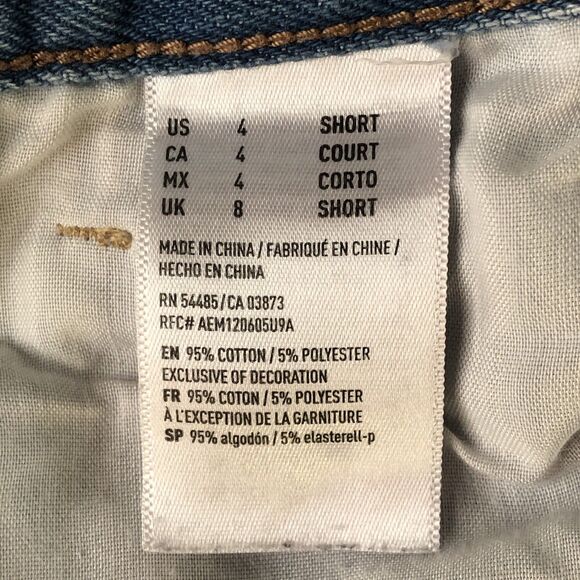 American Eagle Women’s Mom Jean Light Blue Distressed Size 4 Short - Picture 10 of 16